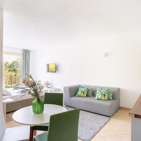Como Lake Nest - Studio With Garden Tremezzo Ngoại thất bức ảnh