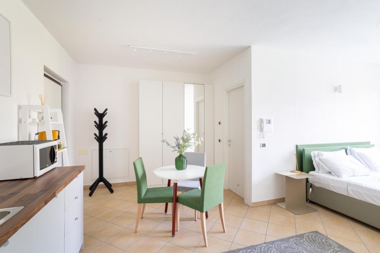 Como Lake Nest - Studio With Garden Tremezzo Ngoại thất bức ảnh